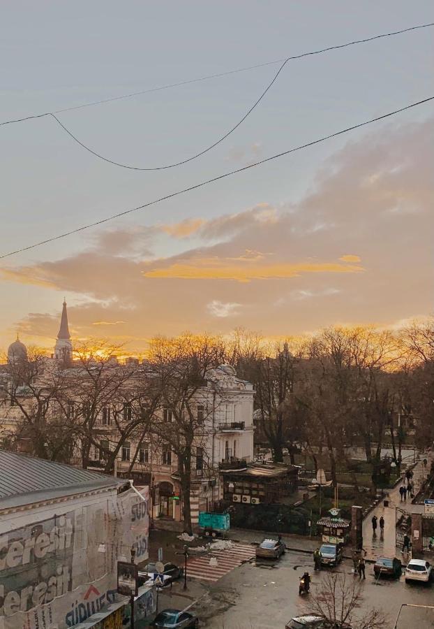 City Garden Apartments Є Інтернет Без Світла Odessa Extérieur photo